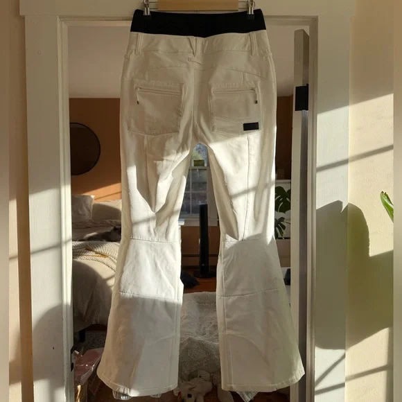 Roxy Rising High Snow Pant - Picture 4 of 5